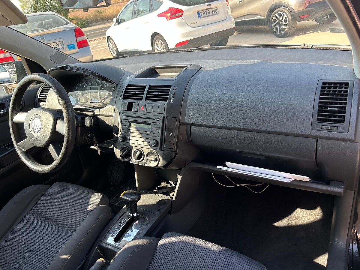 VOLKSWAGEN POLO ADVANCE 1,4 AUTO SPANISH LHD IN SPAIN 125000 MILES SUPERB 2005